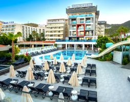 White City Beach Hotel